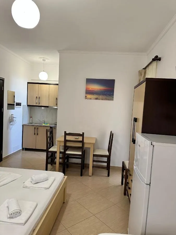 Visi Apartments Ksamil 0*,
